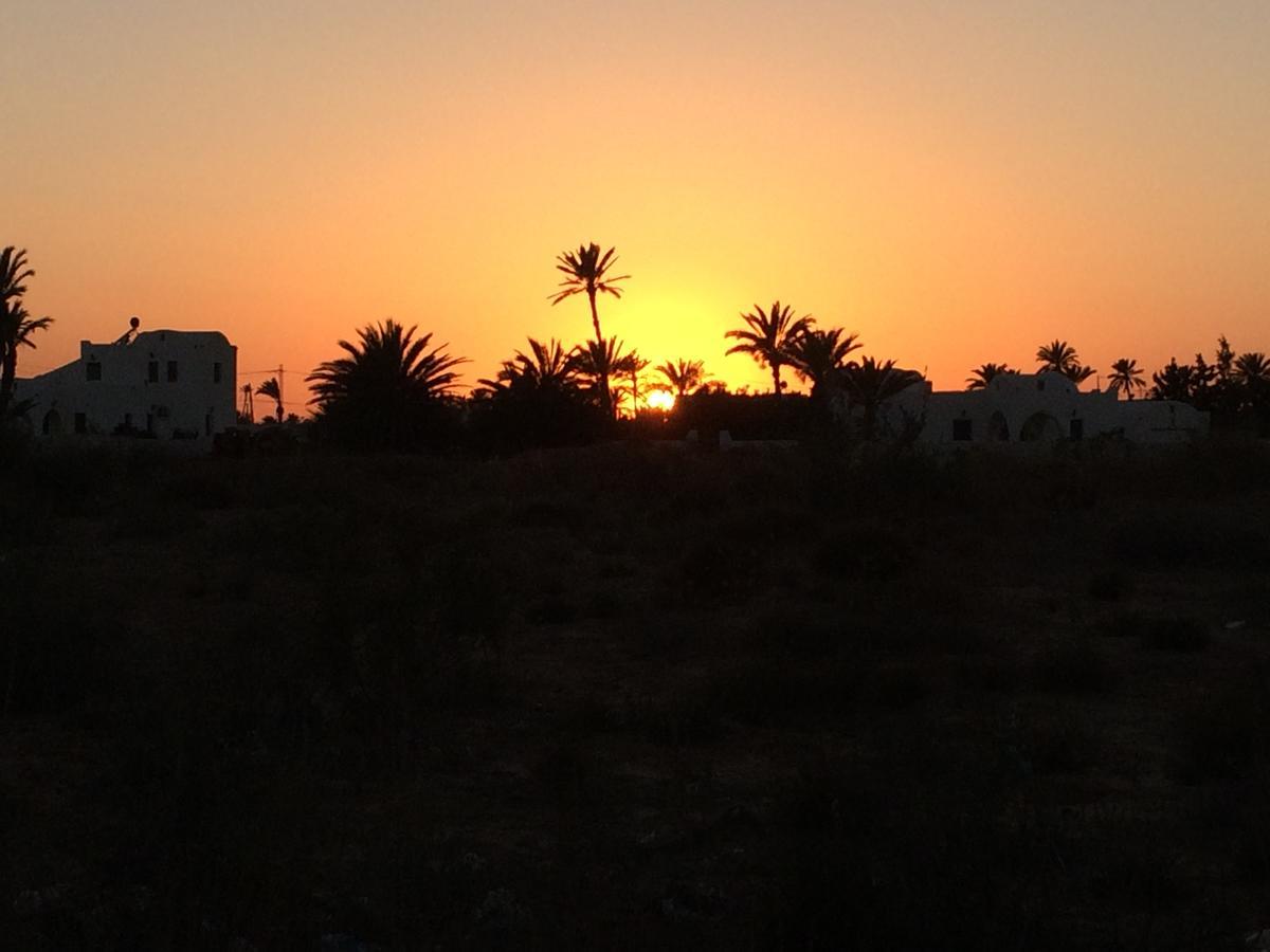 Bed and Breakfast Dar Jasmin Djerba Temlale Esterno foto